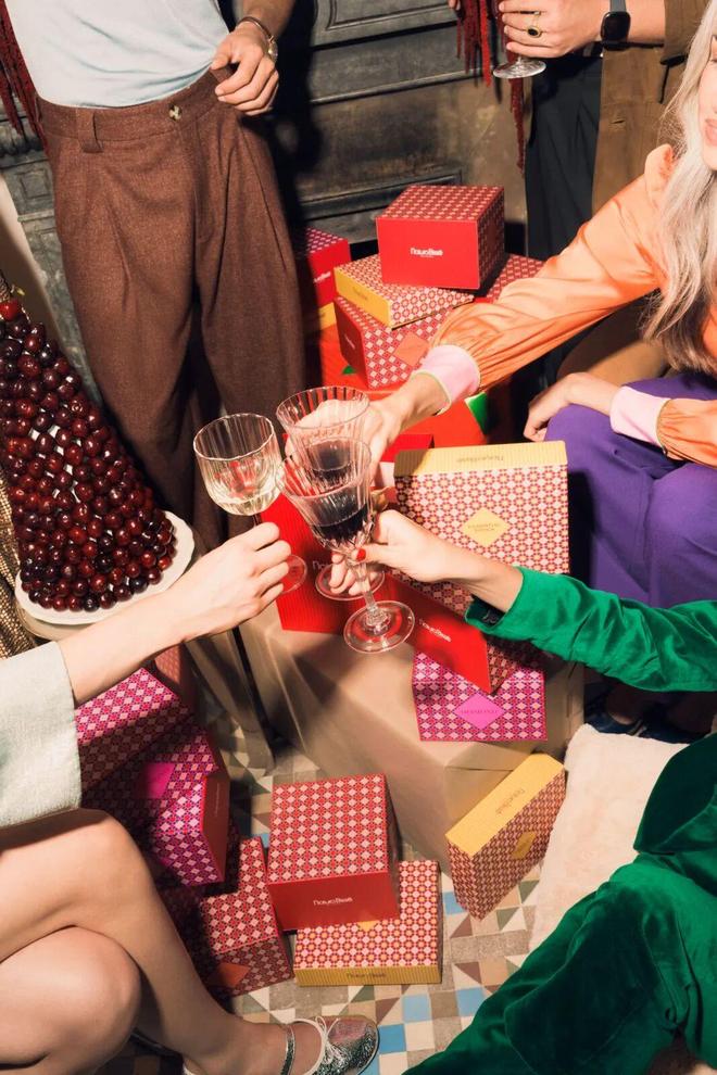 年末潮流交响乐正全面奏响ky开元棋牌本周时髦大事(图19) 年末潮流交响乐正全面奏响ky开元棋牌本周时髦大事(图19)