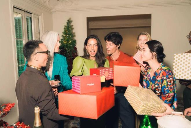 年末潮流交响乐正全面奏响ky开元棋牌本周时髦大事(图22) 年末潮流交响乐正全面奏响ky开元棋牌本周时髦大事(图22)