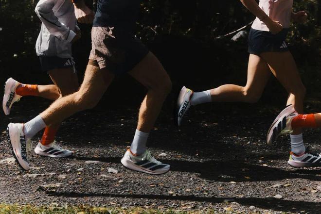 年末潮流交响乐正全面奏响ky开元棋牌本周时髦大事(图32)